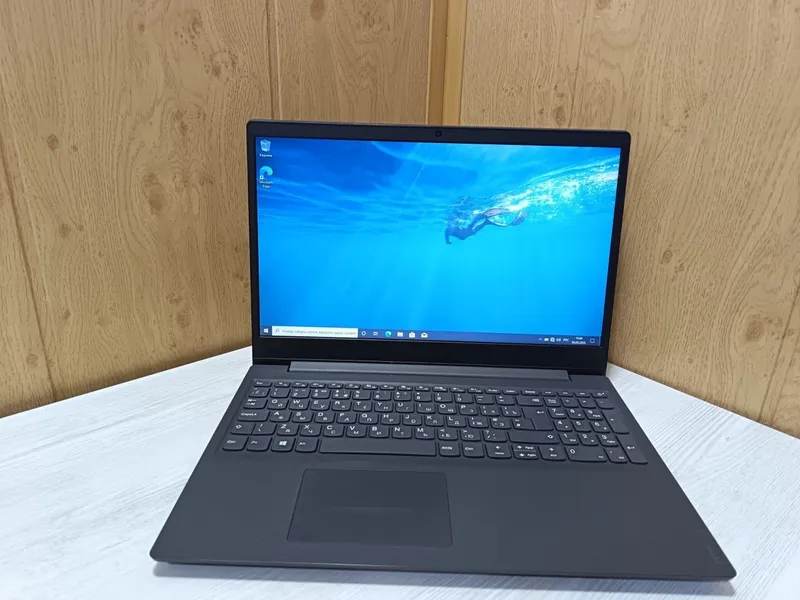 Ноутбук Lenovo (Celeron N5030) — фото 1