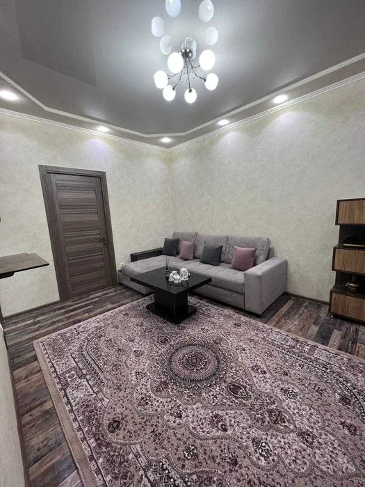 2-комн квартира, 50 м², 2/4 этаж (вторичка) 4 2-комн квартира, 50 м², 2/4 этаж (вторичка) 4