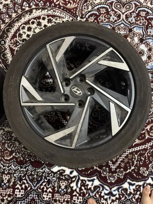 Hyundai radnoy saka 4 ta saka 3 ta balon bor donagayam beriladi 1 Hyundai radnoy saka 4 ta saka 3 ta balon bor donagayam beriladi 1