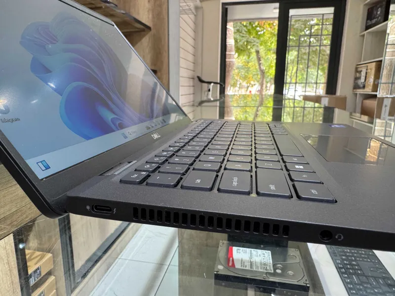 DELL Latitude 7420 Intel Core i5-1145G7, 16 GB tezkor xotira, 256 GB SSD 6 DELL Latitude 7420 Intel Core i5-1145G7, 16 GB tezkor xotira, 256 GB SSD 6