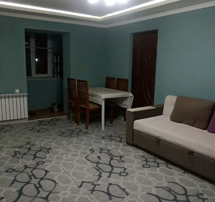 Аренда квартиры в центре 2/2/2 евро м Космонавтов — фото 1