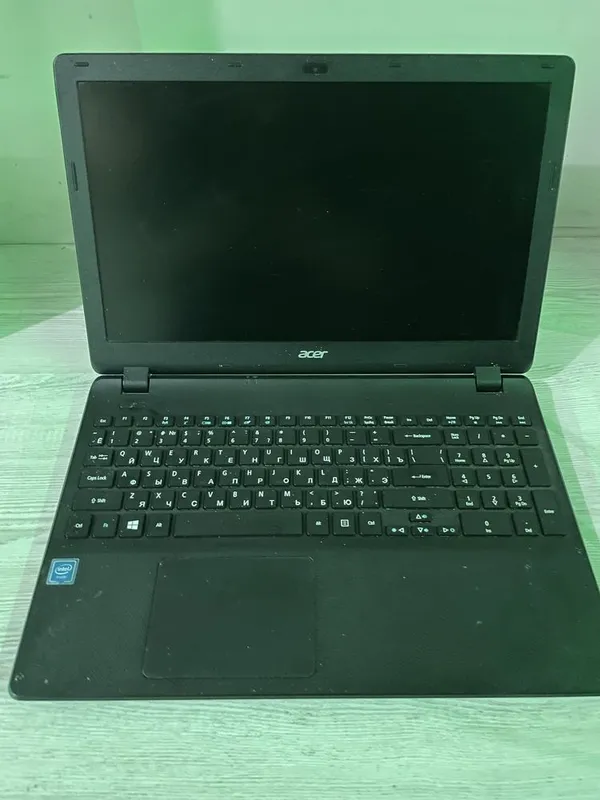Noutbuk Acer xolati yaxshi 1