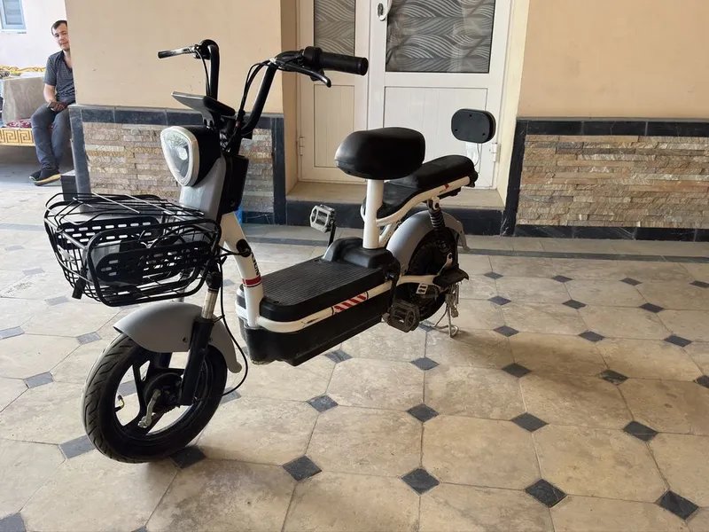 Elektro Skuter sotiladi, Skuter , Скутер — фото 2