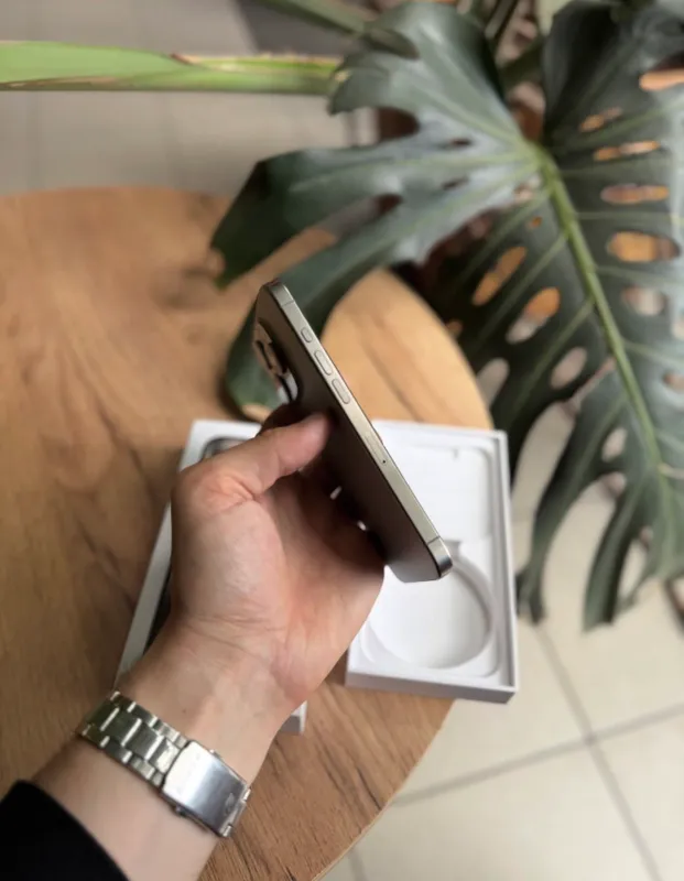 iPhone 15 Pro 256Gb Titan Akk: 90% Kelwamiz 4