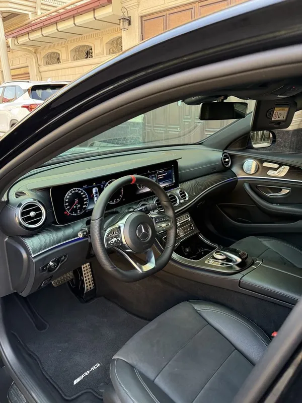 Mercedes-Benz W213 E200 4-Matic 5 Mercedes-Benz W213 E200 4-Matic 5
