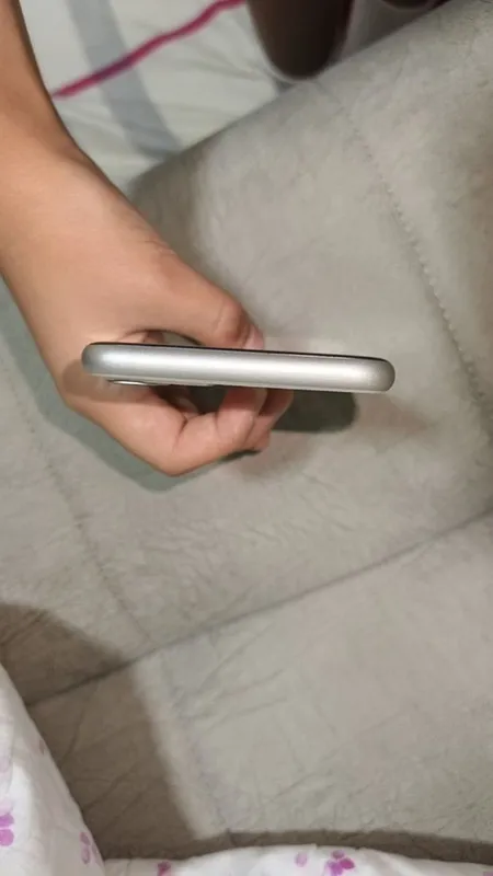 Iphone 11 в белом цвете отличное состояния — фото 4