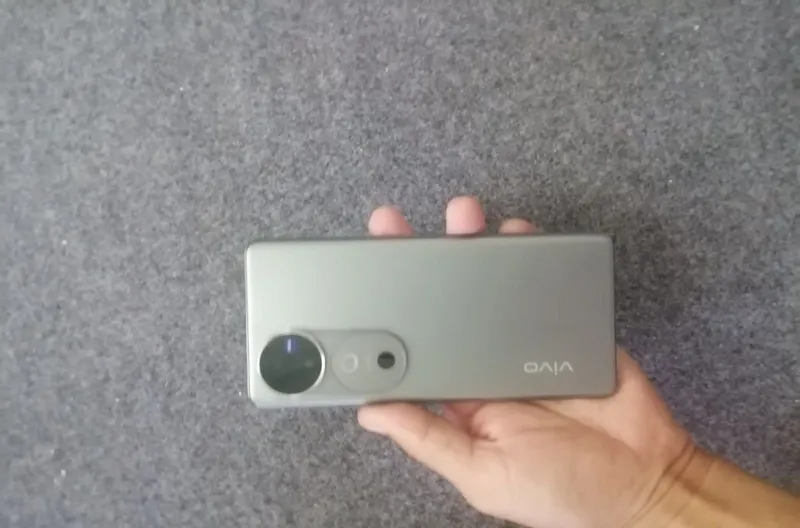 Vivo v40 256 G 5 2