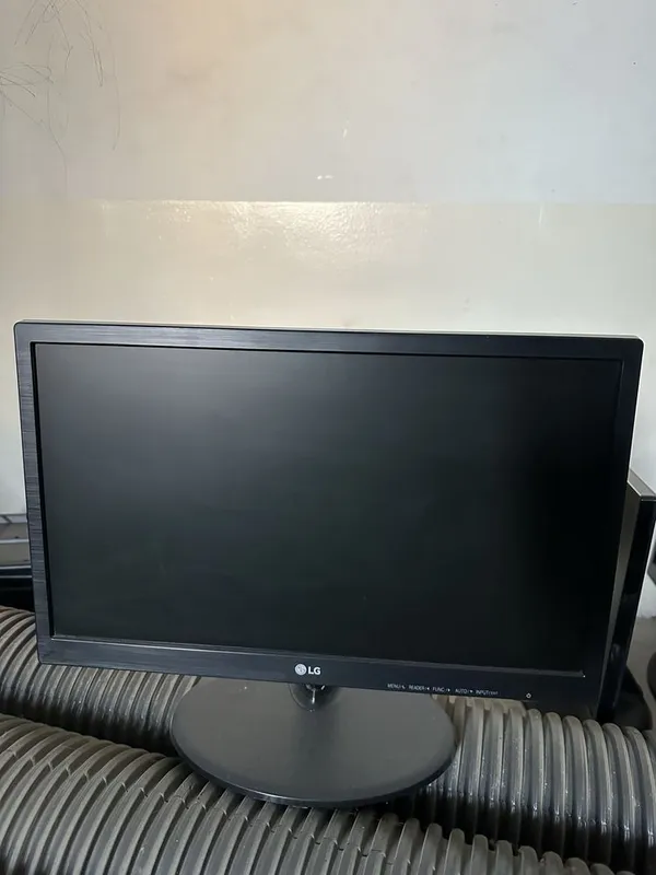 Lg manitor igravoy 20li sotladi 20ta bor ikran tinq pechat yoq hammasi