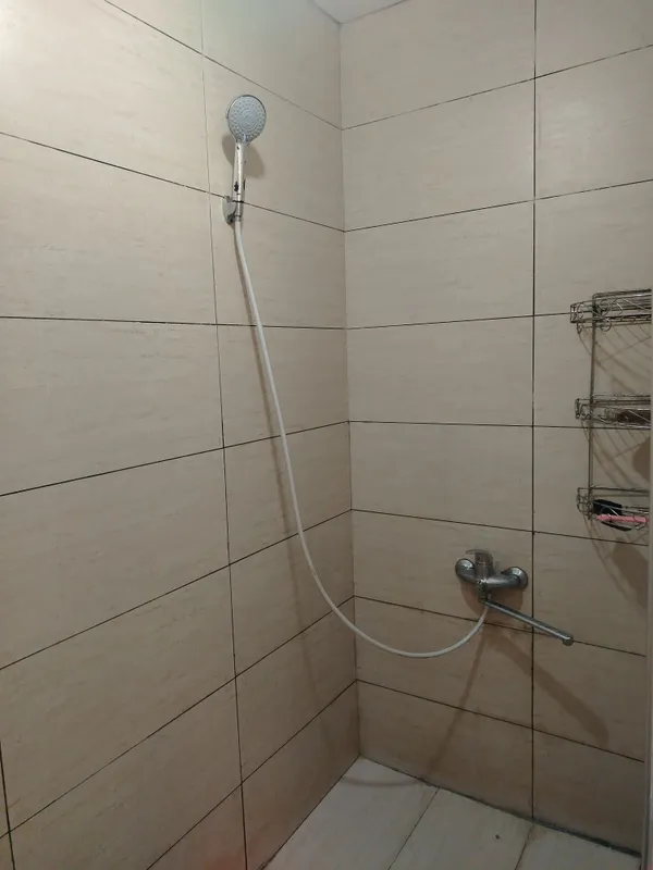 Bez makler 2 xonali hovli oilaga 5 Bez makler 2 xonali hovli oilaga 5