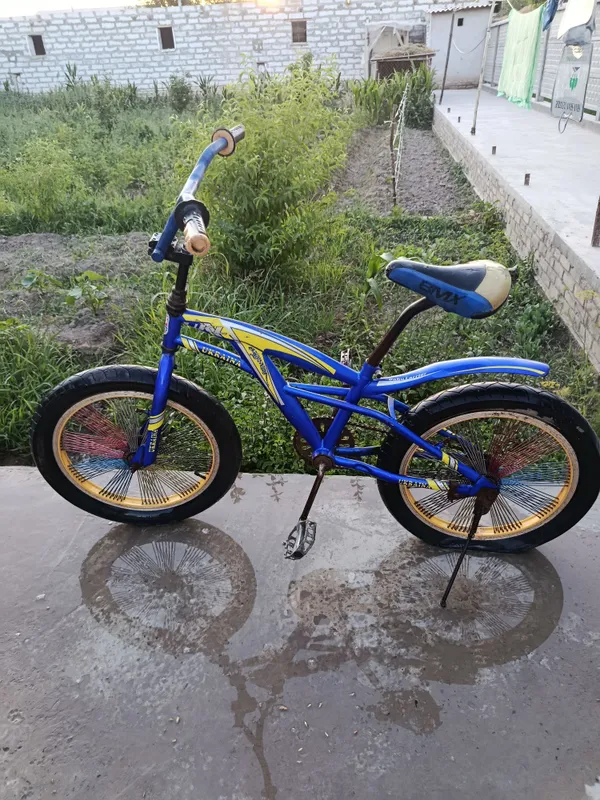 velosiped sotiladi 550ning fakat orqa baloni yoriq