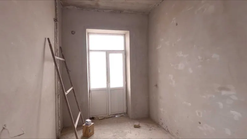 В новостройке на 7 этаже продаётся 2-комнатная 62 м2 коробка 5