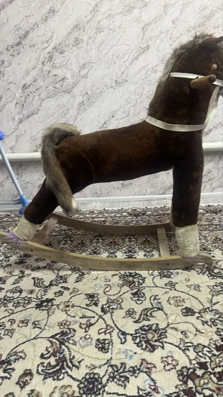 Детские игруши Машина велик лощад 1 Детские игруши Машина велик лощад 1