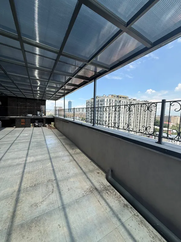 Просторная 3-комнатная квартира с террасой и летней кухней в ЖК Royal House — фото 2