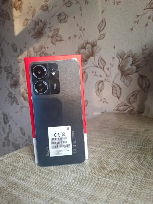 Redmi 13C — фото 1