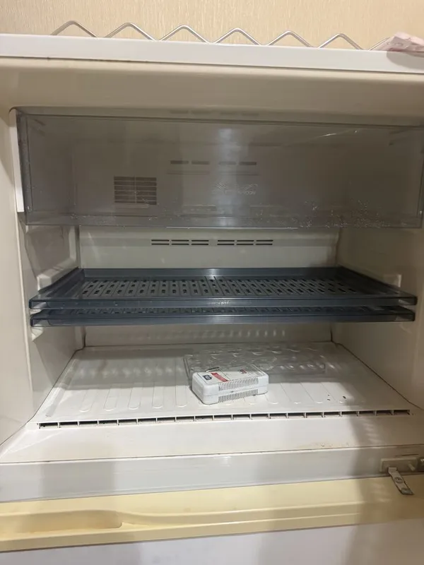 Продается холдильник б/у 3