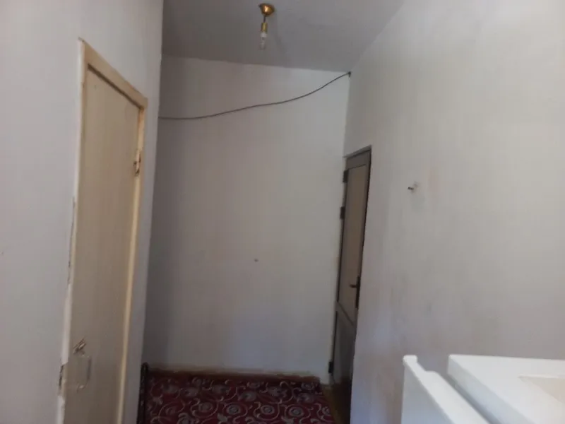 Maktab va boxcha unverset yaqin joyda joylashgan. 6 Maktab va boxcha unverset yaqin joyda joylashgan. 6