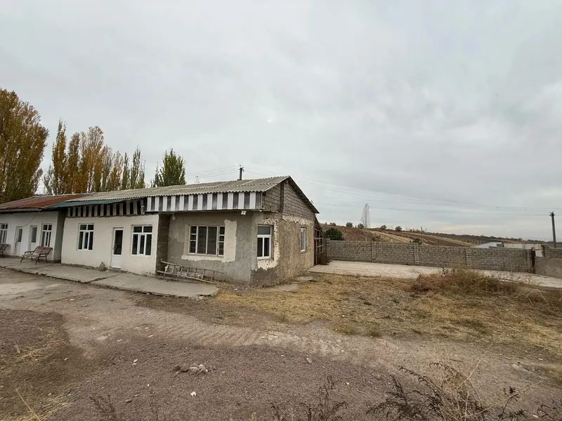 Toshkent viloyati Bostonliq tumanida 25 sotuli uy sotiladi 3