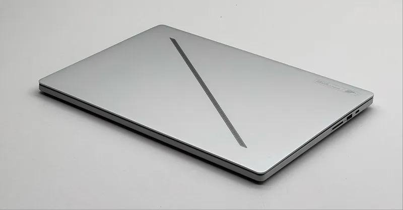 Asus ROG Zephyrus G16 Ultra 9 185H RTX 4060 8GB LPDDR5X 32GB 1TB SSD — фото 6