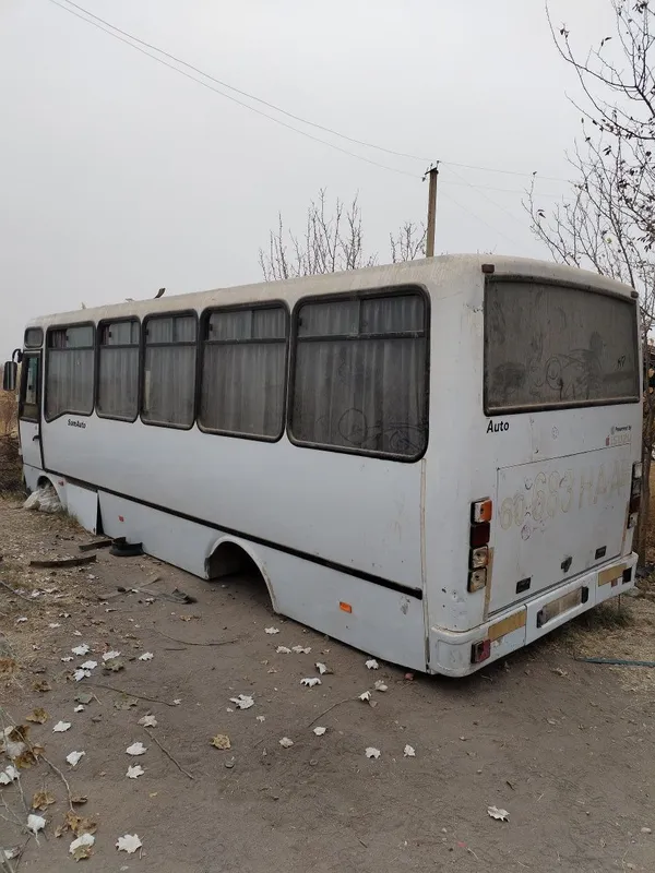 Isuzu aftobus kuzov holati zo'r — фото 5