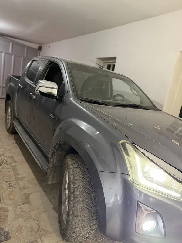 Isuzu Dmax pikab 2