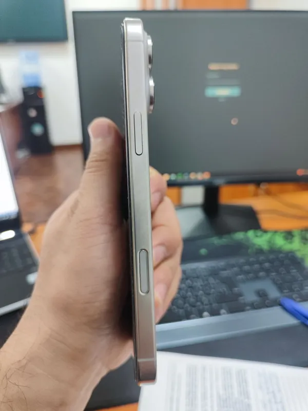 iphone 16 pro max 256gb natural titanium 8