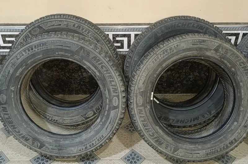 Продаются шины Michelin 4