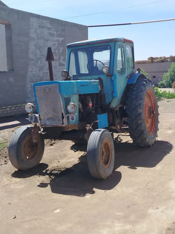 MTZ 50 Xolati yaxshi yurib turgan texnika 1 MTZ 50 Xolati yaxshi yurib turgan texnika 1
