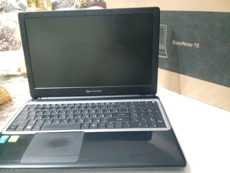 Ноутбук Packard bell