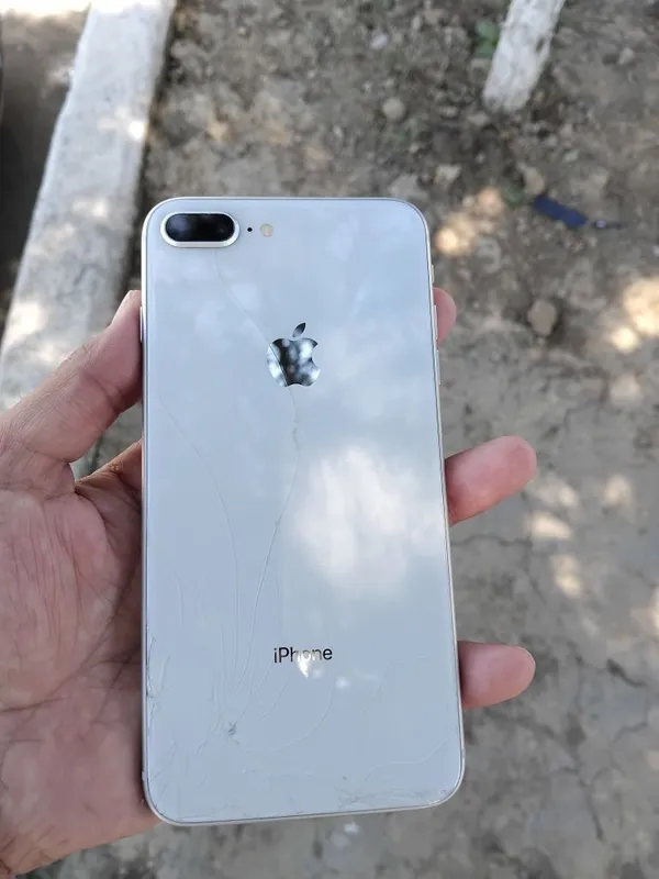 Iphone 8 plus beli