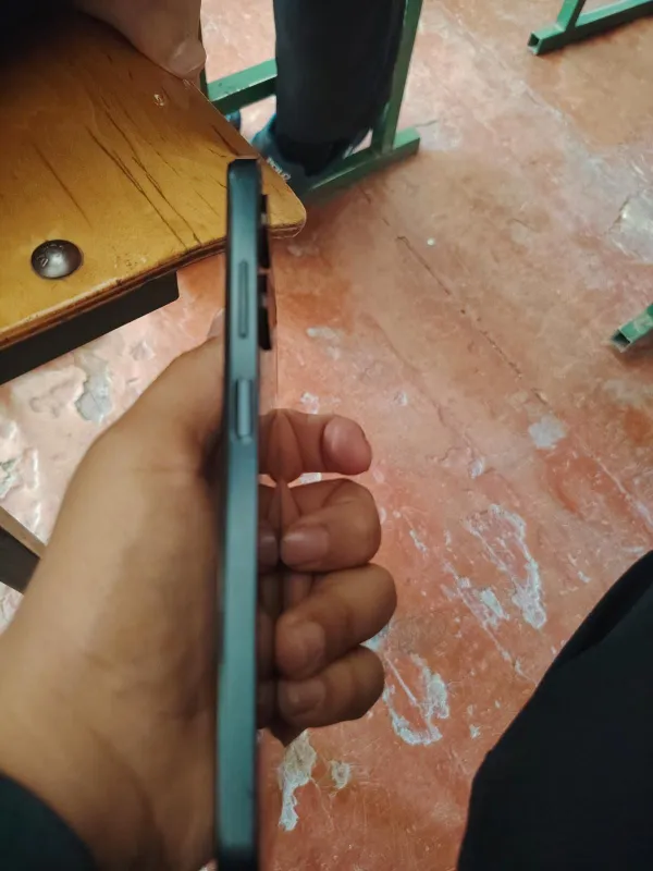 Infinix Hot 30i — фото 1
