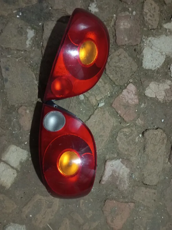 Matiz orqa farasi