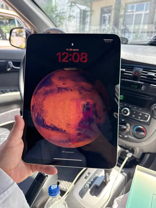 Apple iPad (A16) Wi-Fi 128GB — фото 1