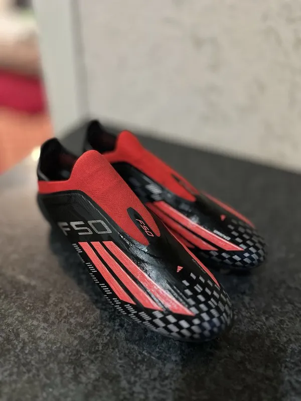 Butsi Adidas F50 race master modeli