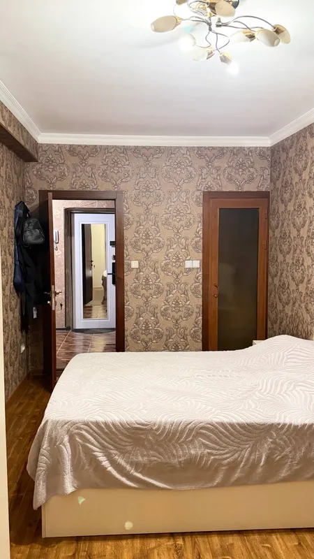 Продам кв на Ц-5, 4 комн 5