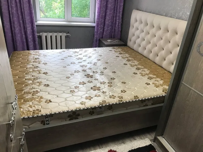 Скидка!Продам двухспальную кровать с матрасом и топперои , идеально — фото 1