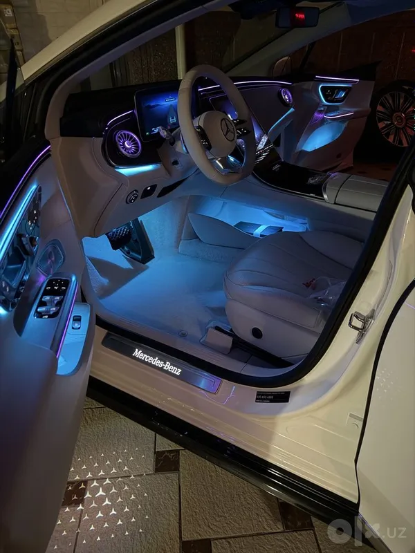 Mercedes Benz EQE500 AMG 4Matic 8 Mercedes Benz EQE500 AMG 4Matic 8
