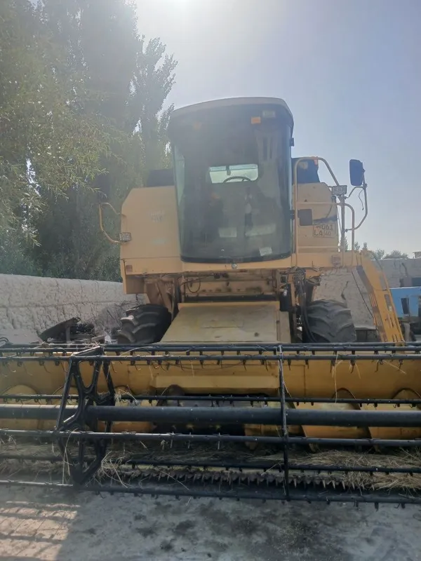 NEW Holland tc56 5 NEW Holland tc56 5