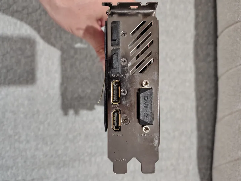 Видеокарта Gigabyte GeForce GTX 1080 — фото 3