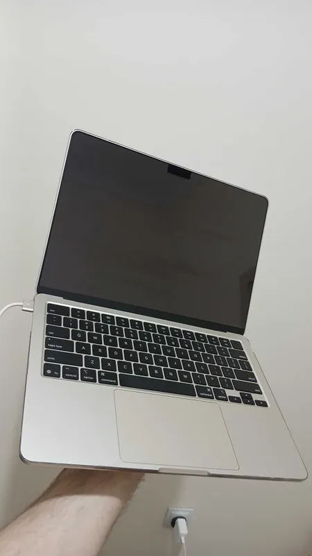 MacBook Air 13-inch, M4, 2025 — фото 4