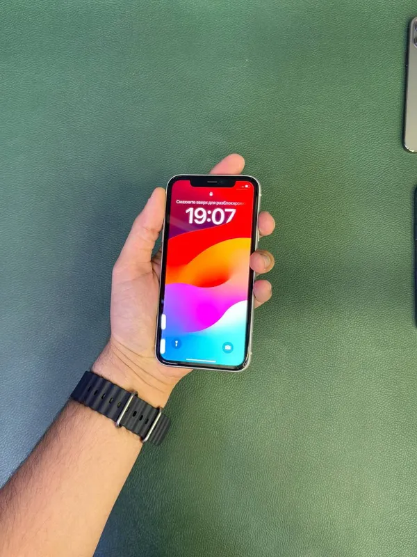 iphone 11 82 yomks ochilmagan toza tel narxi 180$ — фото 1