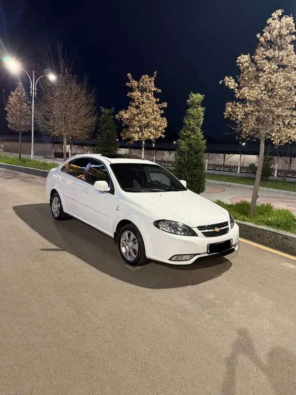 Chevrolet gentra 2021 elegant plus 3 poziciya 2