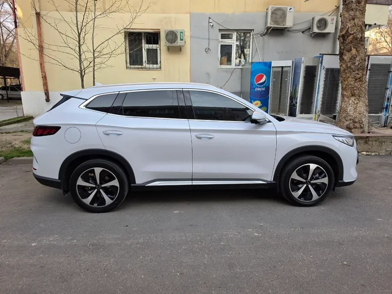 BYD SONG PLUS DM-i - гибрид — фото 6