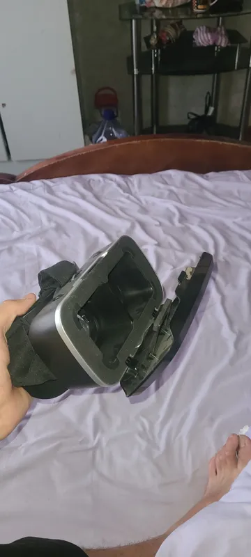 VR очки, внутрь вставляется телефон 2 VR очки, внутрь вставляется телефон 2