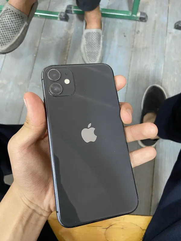iPhone 11 | 64 GB | 71% 2 iPhone 11 | 64 GB | 71% 2