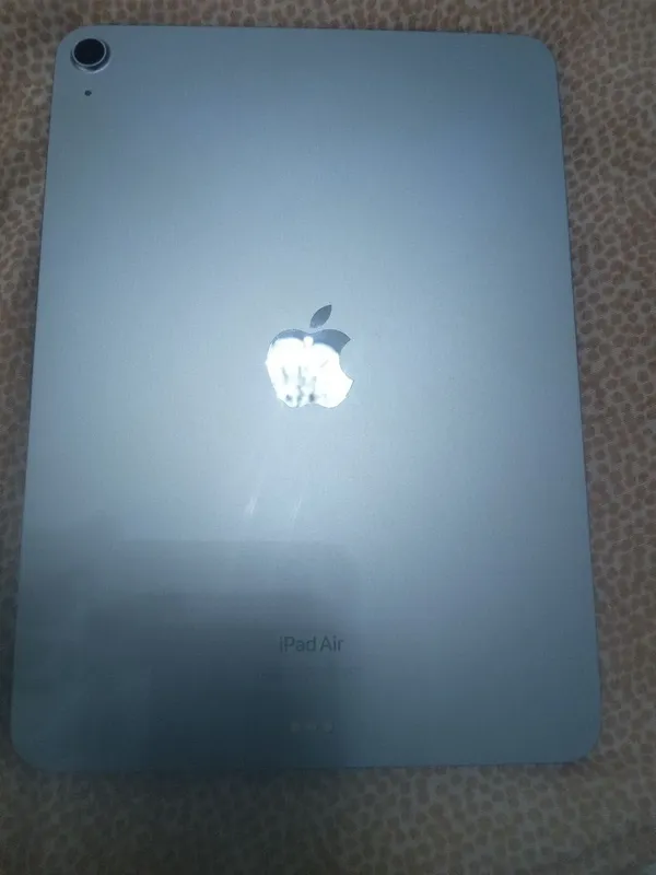 Ipad air m2 yomkost 90% 256gb karobka dokment zaryatchigi bor 2 Ipad air m2 yomkost 90% 256gb karobka dokment zaryatchigi bor 2