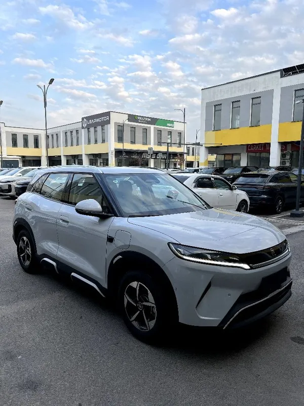 BYD Yuan up full smart 20500$ — фото 2