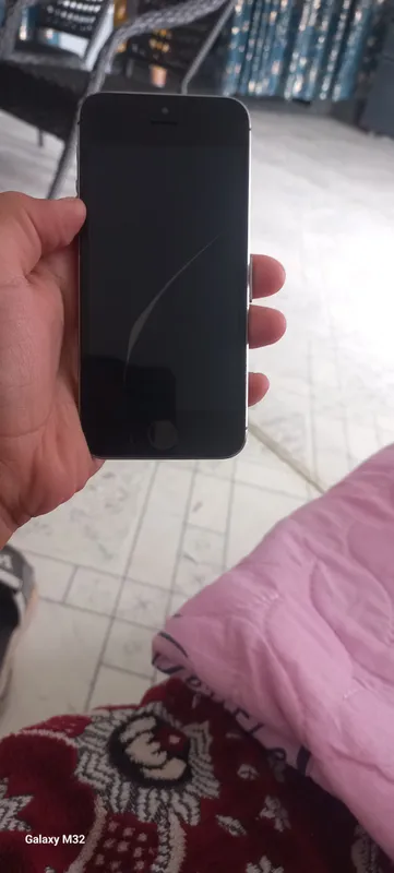 iPhone 5 sastanyasi choʻtki lekin yonmid tuZatilad — фото 1