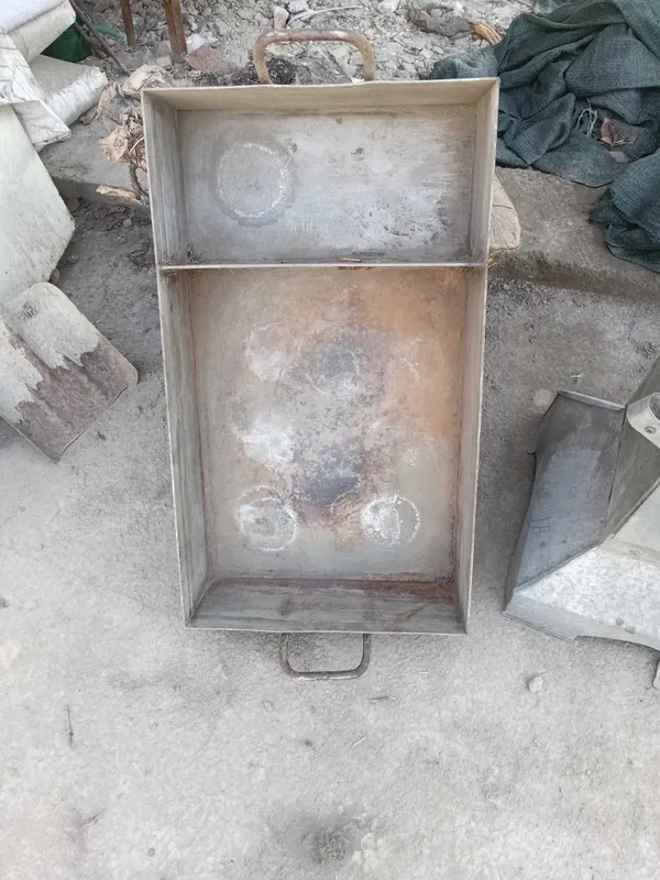 Козон, табака ва балик пиширгани