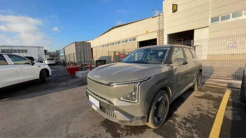 Kia EV5 530km новая в наличии — фото 2