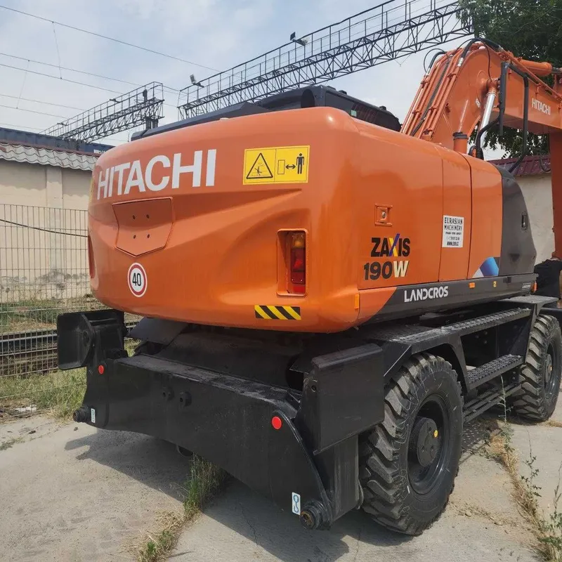 Колесный экскаватор Hitachi ZX190W-5A — фото 1